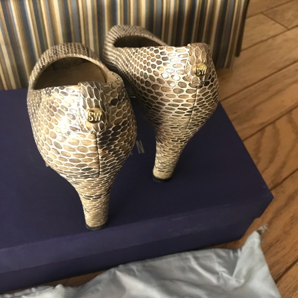 Stuart weitzman heels 6.5, but more 7 - Picture 3 of 5